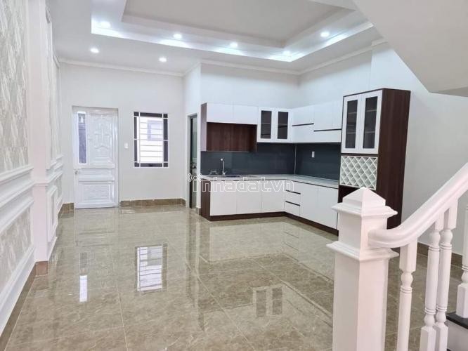 Cần bán gấp nhà mới trong khu dân cư đông đúc phường Phú Hòa Thủ Dầu Một. Giá thương lượng.