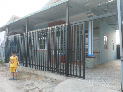 Chủ nhà cần bán gấp căn nhà 72m2  giá 800 triệu ngay xã Phước Lâm-Huyện Cần Giuộc 