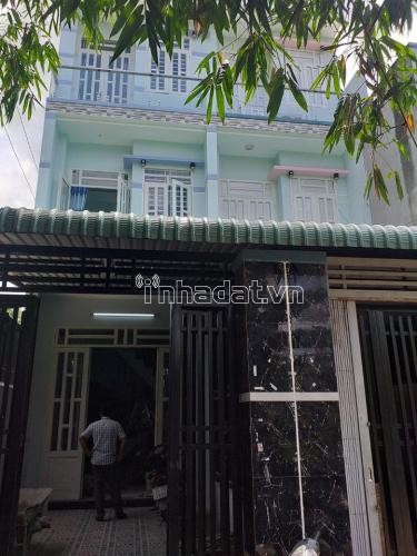 Nhà em xây ở nên xây kiên cố, chắc chắn Đường Trần Văn Mười, Hóc Môn, Giá bán nhanh 1.85 tỷ.