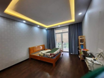 Nhà bán HXH Hòa Bình, Tân Phú 100m2, 4PN tặng nội thất 