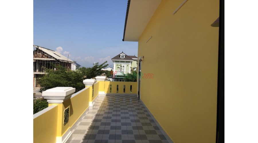 Bán nhà biệt thự mặt phố mới xây xong đầu năm 2020 đường Nguyễn Huệ, Khu đô thị Nam Sông Cái, trung tâm thị trấn Diên Khánh.