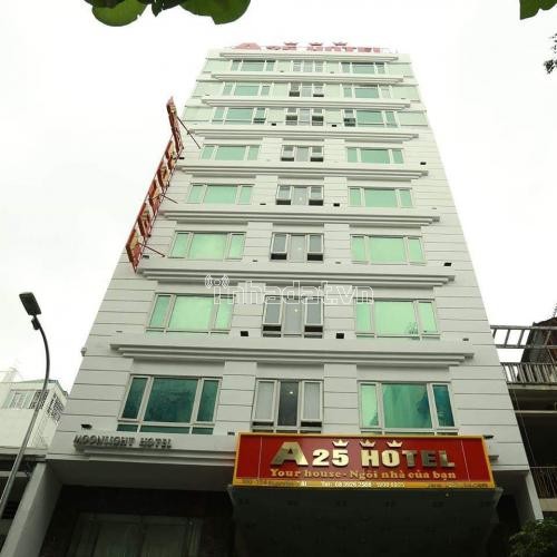 Bán Khách Sạn 3 sao mặt tiền Nguyễn Trãi, Q1. Giá chốt : 290 tỷ. 